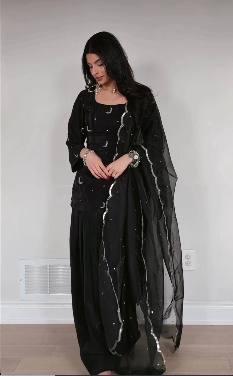 Shine like the Moon! Chic Black Farshi Salwar Kameez with Sheer Scalloped Dupatta